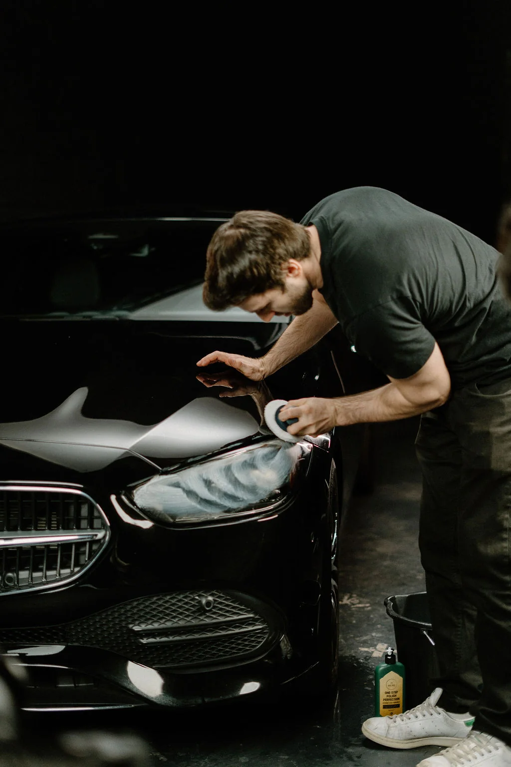 Applying product carefully to a vehicle panel